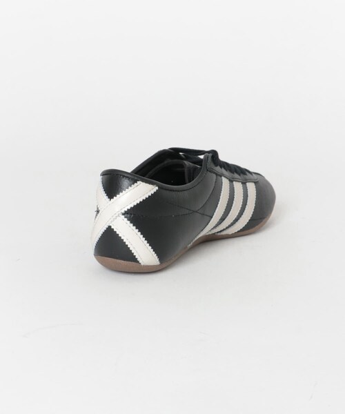 URBAN RESEARCH（アーバンリサーチ）の「adidas　TOKYO W（スニーカー・レディース・コアブラック・23.5/24/24.5/25）」の5枚目の写真