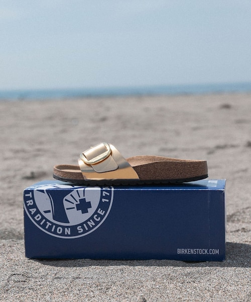 URBAN RESEARCH DOORS(アーバンリサーチドアーズ)の「BIRKENSTOCK EXCLUSIVE MADRID METALLIC(サンダル・レディース・SILVER/GOLD・35/36/37/38/39)」の17枚目の写真