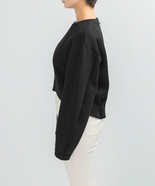 URBAN RESEARCH ROSSO（アーバンリサーチロッソ）の「ELENDEEK　TUCK HEM CROPPED CS（Tシャツ/カットソー・レディース・O.WHT/BLK/GRY・FREE）」の11枚目の写真