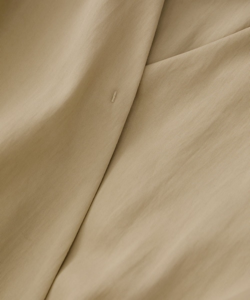 ADAM ET ROPE'（アダムエロペ）の「フロントクロスオールインワン（サロペット/オーバーオール・レディース・ブラック/ベージュ・F）」の22枚目の写真