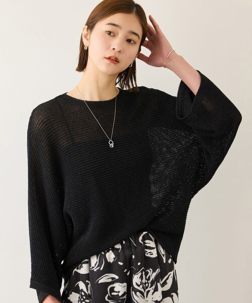 ROPE'(ロペ)の「リネン混 透かし編みドルマンプルオーバー(ニット/セーター・レディース・ブラック/キャメル/ベージュ系・F)」の4枚目の写真