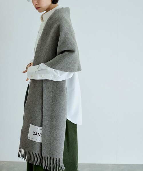 ADAM ET ROPE'(アダムエロペ)の「【MAGNIBERG(マグニバーグ)】BOLD SCARF(マフラー・レディース・グレー/モスグリーン・F)」の20枚目の写真
