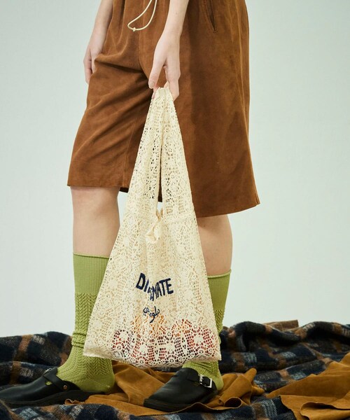 URBAN RESEARCH（アーバンリサーチ）の「LY　SOUK BAG（ハンドバッグ・レディース・WHITE/BLACK/OLIVE・-）」の5枚目の写真