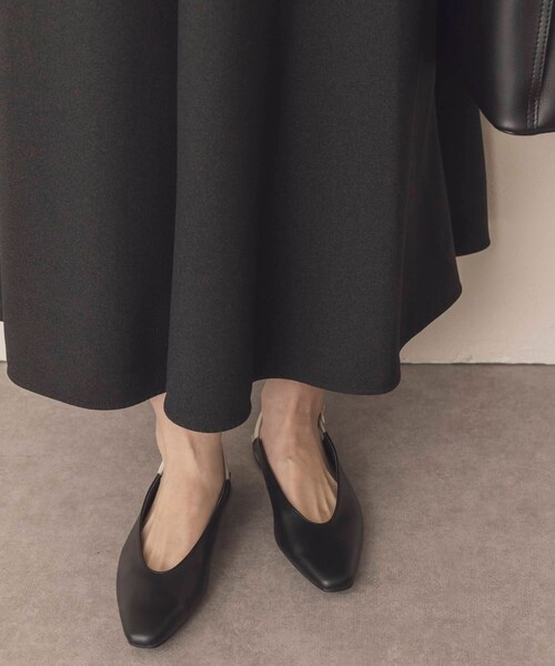 RODE SKO（ロデスコ）の「『MADE IN JAPAN』NEDKE バックストラップパンプス（パンプス・レディース・PINK/BLACK/GREIGE・36/37/38）」の4枚目の写真