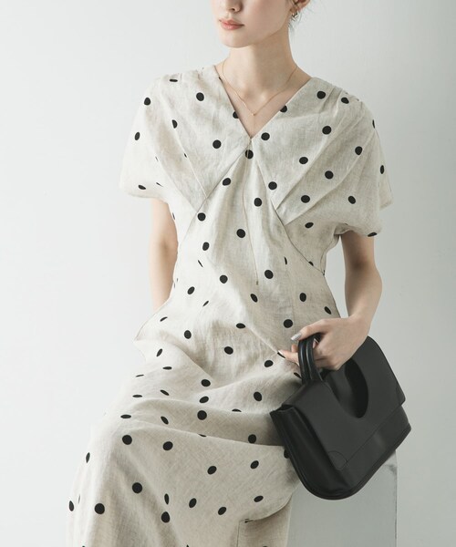 URBAN RESEARCH(アーバンリサーチ)の「フレンチスリーブリネンワンピース(ワンピース・レディース・BEIGE DOT/BEIGE/BLACK・36/38)」の15枚目の写真