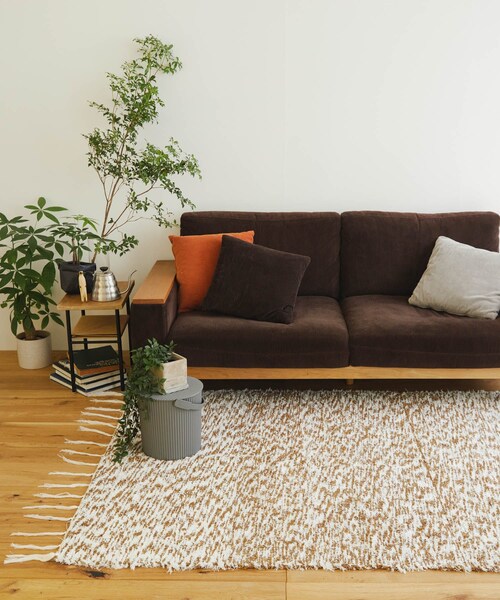 URBAN RESEARCH DOORS(アーバンリサーチドアーズ)の「『別注』JARAPA×DOORS LIVING PRODUCTS ミックスラグ 140×200(インテリア雑貨・メンズ・BRN×WHT/BLU×WHT・M)」の2枚目の写真