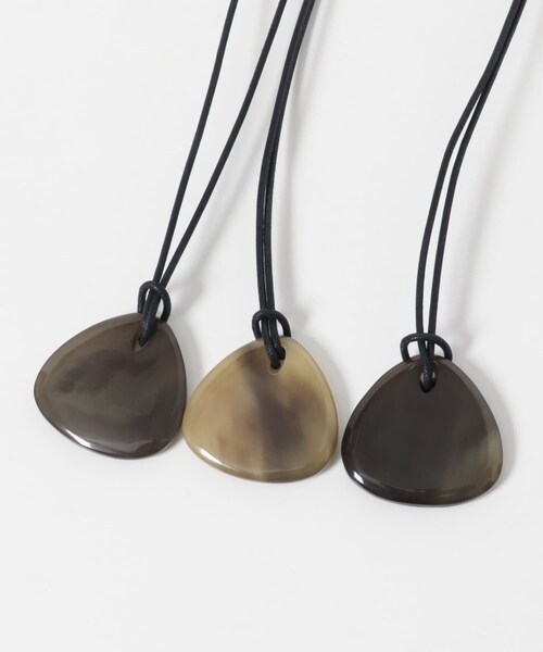 URBAN RESEARCH DOORS（アーバンリサーチドアーズ）の「バッファローコードネックレス（ネックレス・レディース・BROWN/NATURAL・One）」の9枚目の写真