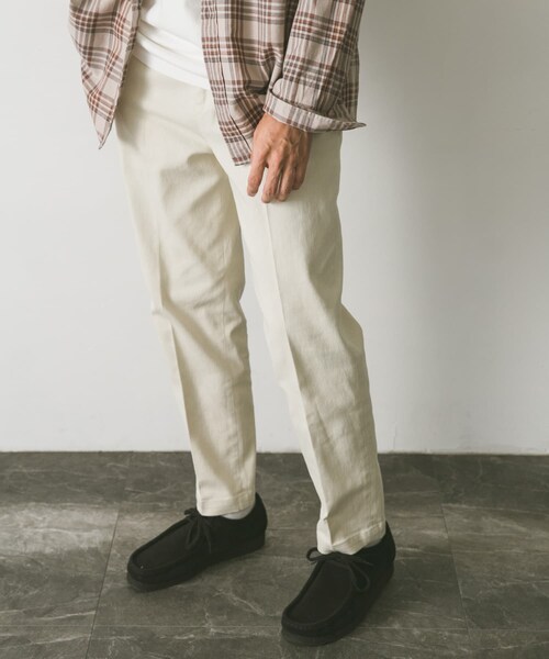 URBAN RESEARCH DOORS（アーバンリサーチドアーズ）の「テーパードチノトラウザー（チノパンツ・メンズ・BEIGE/ECRU/KHAKI/NAVY・S/M/L）」の11枚目の写真