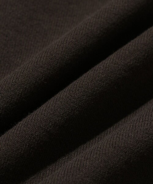 ADAM ET ROPE'（アダムエロペ）の「【NVRFRGT/ネヴァーフォーゲット】PANELLED ZIP UP HOODIE（パーカー・メンズ・ブラック/ダークブラウン・1/2/3）」の20枚目の写真