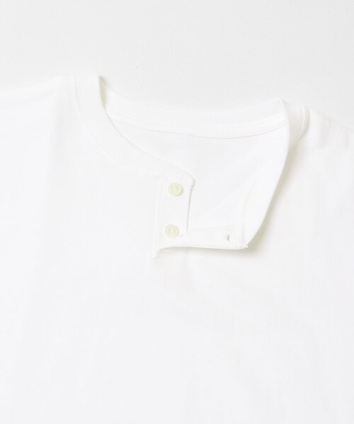 THE GOODLAND MARKET（ザグッドランドマーケット）の「armi　[HARD MAN] HENLYNECK TEE（Tシャツ/カットソー・メンズ・WHITE・3/4/5/6）」の6枚目の写真