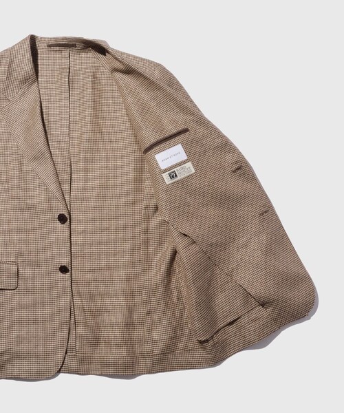 ADAM ET ROPE'（アダムエロペ）の「リネンブレザー（テーラードジャケット・メンズ・ブラック/ベージュ系・L/M）」の14枚目の写真