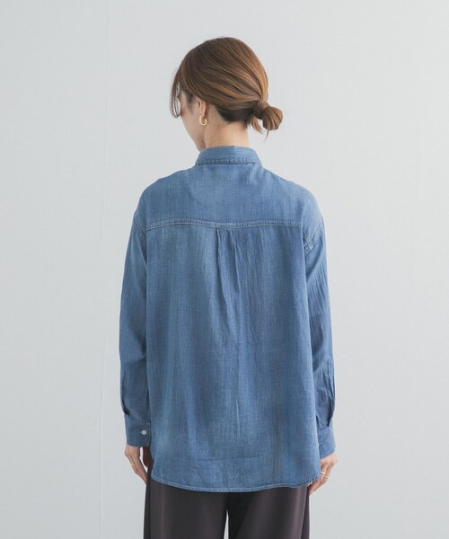 URBAN RESEARCH DOORS(アーバンリサーチドアーズ)の「シアーデニムシャツ(シャツ/ブラウス・レディース・INDIGO/BLACK・Free)」の18枚目の写真