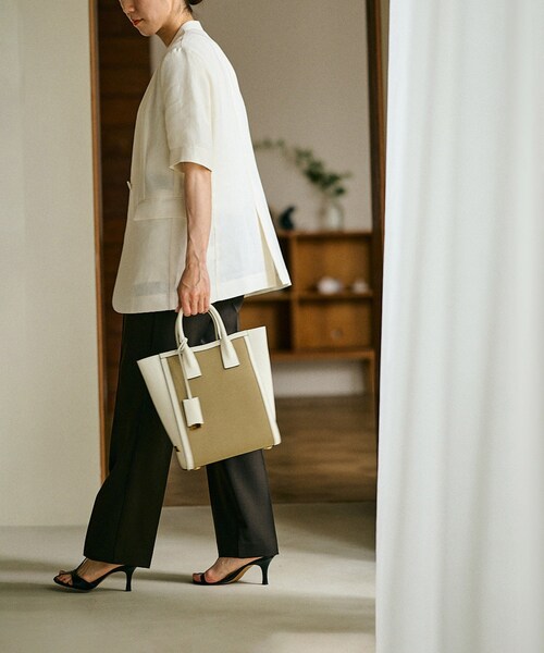 ROPE'（ロペ）の「【E'POR】 I BAG Medium（キャンバスコンビ縦型トートバッグ）（ハンドバッグ・レディース・ブラック系/オフホワイト・F）」の7枚目の写真