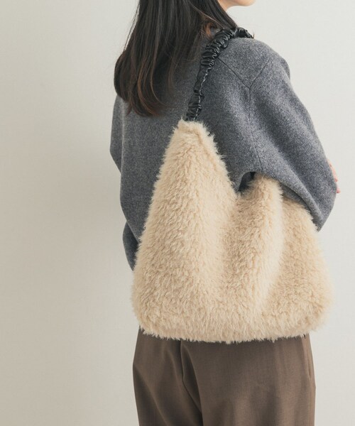 URBAN RESEARCH DOORS（アーバンリサーチドアーズ）の「ファーハンドルバッグ（トートバッグ・レディース・IVORY/BROWN・one）」の6枚目の写真