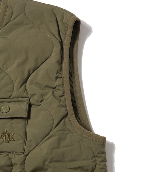ADAM ET ROPE'(アダムエロペ)の「【WALK IN PARIS/ウォーク イン パリス】Mehari sleeveless jacket(ダウンベスト・メンズ・カーキ・L/M)」の15枚目の写真
