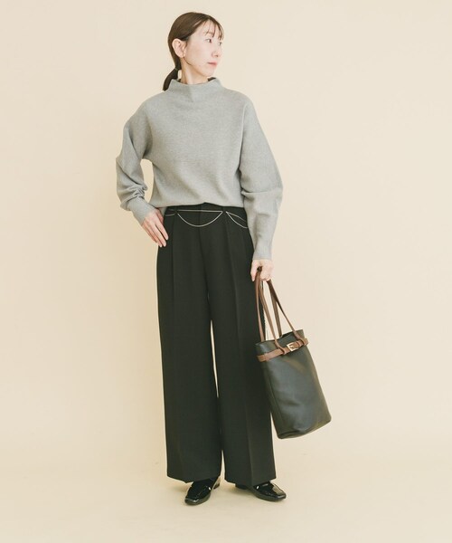 ITEMS URBANRESEARCH（アイテムズ アーバンリサーチ）の「『イージーケア/静電気防止』ボトルネックニットプルオーバー（ニット/セーター・レディース・OFF/MNT/GRY・Free）」の12枚目の写真