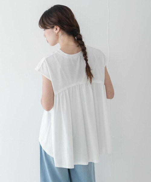 URBAN RESEARCH Sonny Label（アーバンリサーチサニーレーベル）の「接触冷感バックフレアフレンチTシャツ（Tシャツ/カットソー・レディース・オフ/チャコール/コーラルレッド・Free）」の7枚目の写真