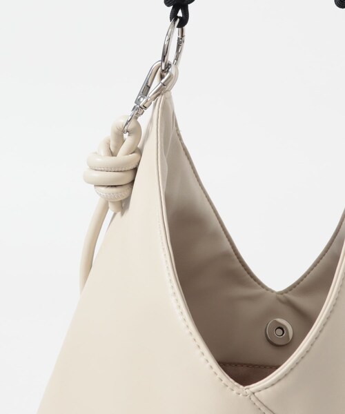 URBAN RESEARCH Sonny Label（アーバンリサーチサニーレーベル）の「トライアングル2WAYバッグ（ハンドバッグ・レディース・Lベージュ/ブラック/ブラウン・One）」の21枚目の写真