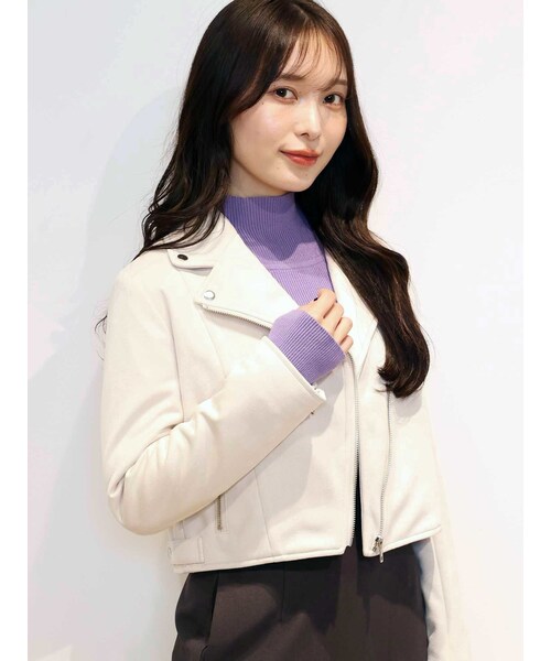 MERCURYDUO（マーキュリーデュオ）の「コンパクトフェイクスエードライダースジャケット（ライダースジャケット・レディース・ライトグレー/アイボリー・F/M/S）」の16枚目の写真