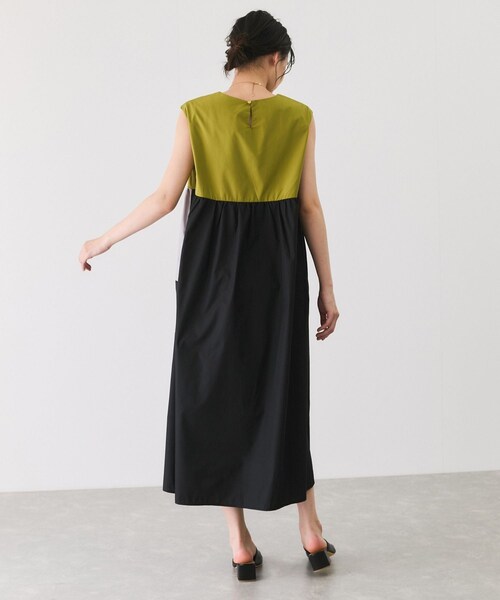 Jayro（ジャイロ）の「配色ノースリーブワンピース（ワンピース・レディース・ベージュ/グリーン/ブルー・M）」の12枚目の写真