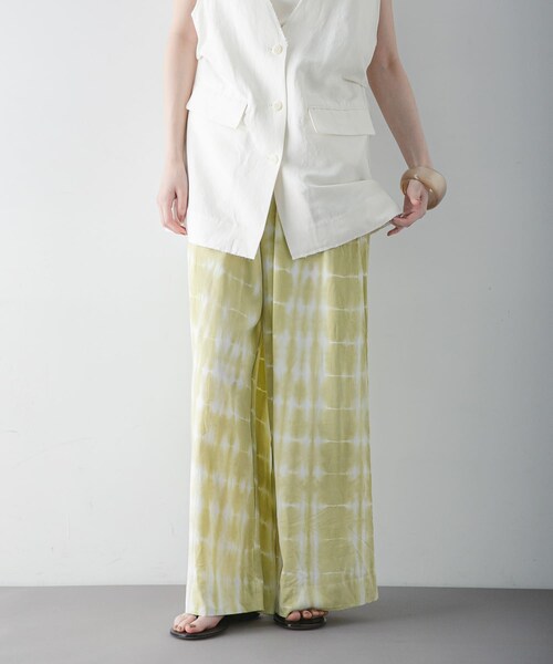 URBAN RESEARCH(アーバンリサーチ)の「『一部別注カラー』LUSANA CICI PANTS(その他パンツ・レディース・DAUN/P TIE DYE/別注H NAVY・S/M)」の16枚目の写真