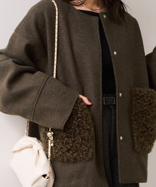 VIS（ビス）の「【WEB限定】ボアポケットノーカラーコート（その他アウター・レディース・チャコール/キナリ/ダークブラウン・F）」の13枚目の写真