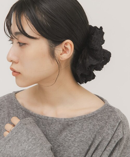 KBF（ケイビーエフ）の「レースシュシュ（ヘアゴム・レディース・IVORY/BLACK・One）」の14枚目の写真