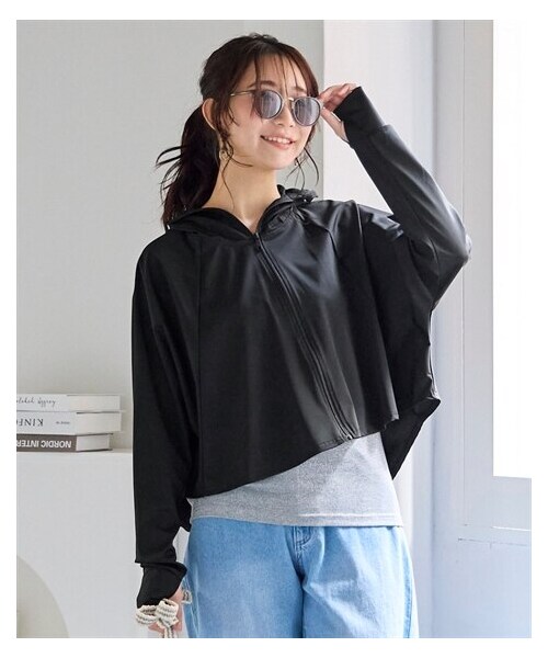 nissen（ニッセン）の「まるっと顔までUVパーカーポンチョ＜大きいサイズ有＞（パーカー・レディース・ネイビーグレー/黒/グレージュ/ラベンダー・S/M/L/LL/3L/4L/5L/6L/8L/10L）」の10枚目の写真