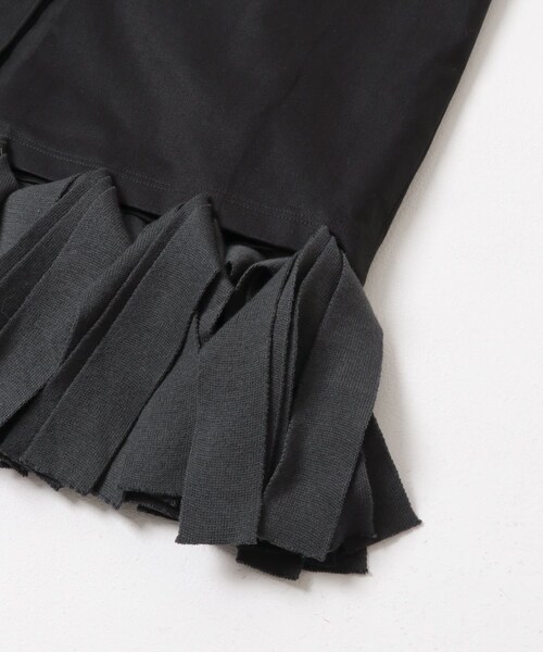 URBAN RESEARCH（アーバンリサーチ）の「TAN　LAYERED KNIT FRINGE SKIRT（スカート・レディース・BEIGE/BLACK・2）」の5枚目の写真