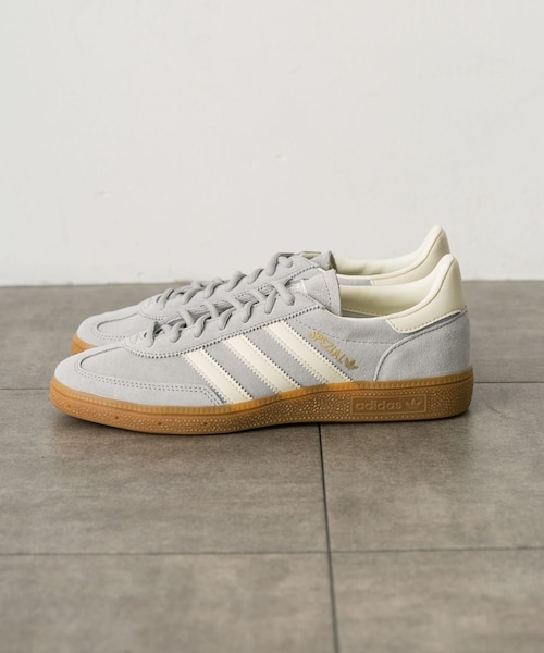 URBAN RESEARCH DOORS(アーバンリサーチドアーズ)の「adidas HANDBALL SPEZIAL(スニーカー・メンズ・イエロー/グレーツー/ナイトインディゴ・26/26.5/27/27.5/28)」の1枚目の写真