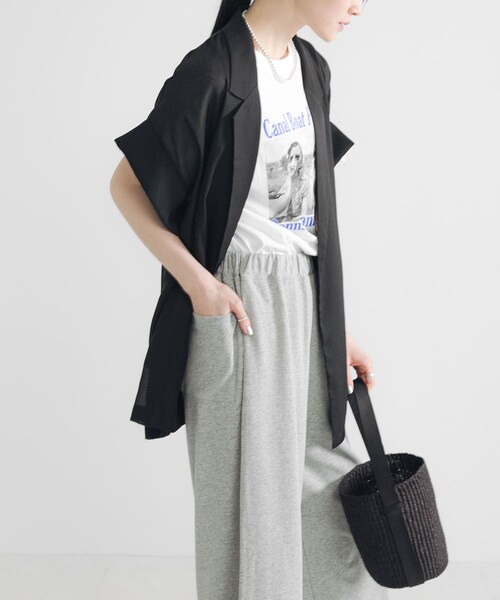 URBAN RESEARCH（アーバンリサーチ）の「シアーハーフスリーブジャケット（テーラードジャケット・レディース・BEIGE/NAVY/BLACK・FREE）」の5枚目の写真