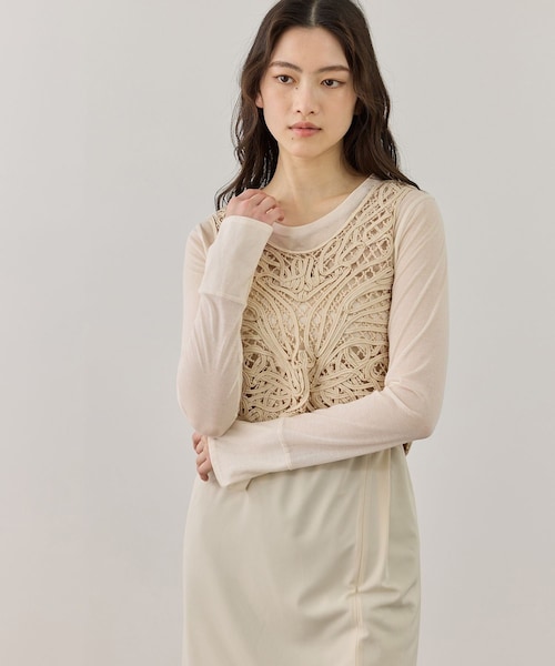 ADAM ET ROPE'（アダムエロペ）の「コードレースタンクジレ（ベスト・レディース・ブラック/キナリ・F）」の6枚目の写真