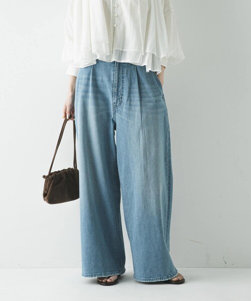 URBAN RESEARCH(アーバンリサーチ)の「『3サイズ展開』綿麻デニムイージーパンツ(デニムパンツ・レディース・WHITE/LT BLUE・38/40/36)」の17枚目の写真