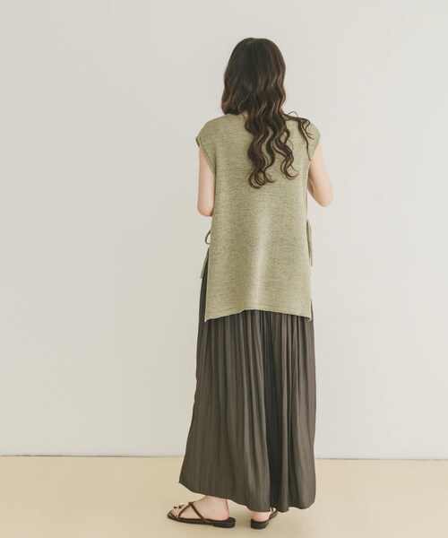 ITEMS URBANRESEARCH（アイテムズ アーバンリサーチ）の「テープヤーンニットベスト（ベスト・レディース・OFF/NVY/L.KHK・FREE）」の19枚目の写真