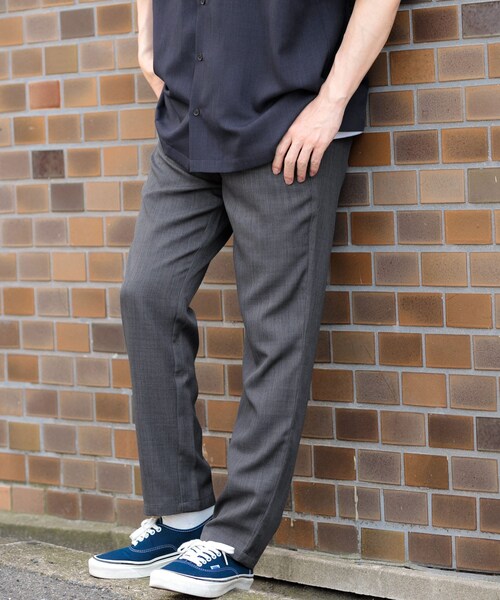 ITEMS URBANRESEARCH(アイテムズ アーバンリサーチ)の「『吸水速乾/イージーケア/UVカット』『セットアップ対応』高機能ツイル ウエストイージー スラックス(その他パンツ・メンズ・CHA/BLUGRY/NVY/BLK・M/L)」の15枚目の写真