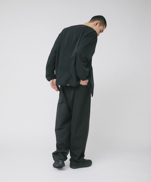EKAL(エカル)の「『吸水速乾/通気性/軽量』DOT AIR NO COLLOR CARDIGAN(カーディガン/ボレロ・メンズ・ネイビー/ブラック/ブリック・M/L)」の10枚目の写真