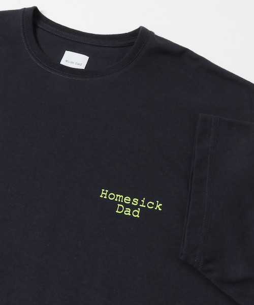 URBAN RESEARCH(アーバンリサーチ)の「Wide Dad HOMESICK DAD T-SHIRTS(Tシャツ/カットソー・メンズ・ASH GRAY/NAVY・1/2)」の8枚目の写真