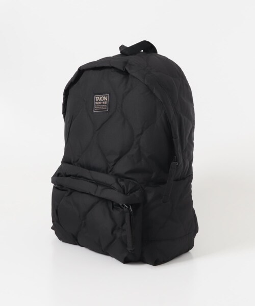 ITEMS URBANRESEARCH（アイテムズ アーバンリサーチ）の「TAION　Military Down Back Pack（バックパック/リュック・メンズ・BLK/D.KHK/PAINT CAMO・-）」の7枚目の写真