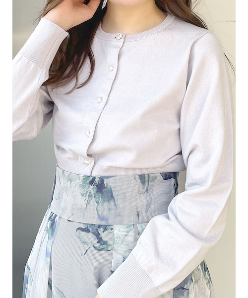 MERCURYDUO（マーキュリーデュオ）の「ビジューボタンカーデ（カーディガン/ボレロ・レディース・オフホワイト/ライトグレー/ブラック/ピンク/イエロー/ミントグリーン/アイスブルー/ベージュ・F）」の3枚目の写真