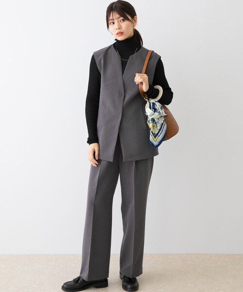 URBAN RESEARCH ROSSO（アーバンリサーチロッソ）の「F by ROSSO　キーネックジレ+ワイドパンツ（セットアップ・レディース・GRAY/BLACK・36/38）」の12枚目の写真