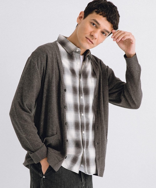 URBAN RESEARCH Sonny Label（アーバンリサーチサニーレーベル）の「リネン混ニットカーディガン（カーディガン/ボレロ・メンズ・チャコール/ナチュラル/ネイビー/ピンク・M/L）」の5枚目の写真