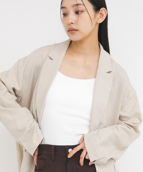 KBF（ケイビーエフ）の「スパゲティストラップカップ付きキャミ（キャミソール・レディース・IVORY/KHAKI/CHARCOAL/OFF/BLACK・One）」の16枚目の写真