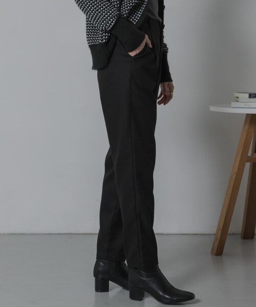 URBAN RESEARCH Sonny Label（アーバンリサーチサニーレーベル）の「TRカラーストレートパンツ（その他パンツ・レディース・ブルー/ブラック/ピンク・36/38）」の9枚目の写真