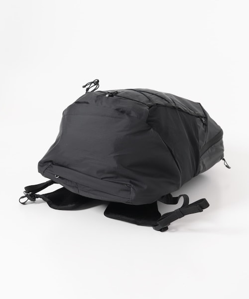 URBAN RESEARCH（アーバンリサーチ）の「SALOMON　XT 25（バックパック/リュック・メンズ・BLACK・Free）」の5枚目の写真