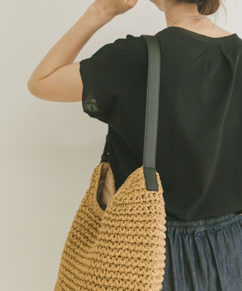 ITEMS URBANRESEARCH（アイテムズ アーバンリサーチ）の「バックタックフレンチプルオーバー（Tシャツ/カットソー・レディース・BLK/WHT/L.BLU/BRN・FREE）」の3枚目の写真