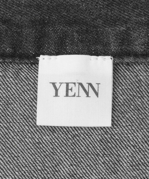 URBAN RESEARCH ROSSO（アーバンリサーチロッソ）の「YENN　CURVED SEAM DENIM PANTS（デニムパンツ・レディース・GRAY・36/38/40）」の17枚目の写真