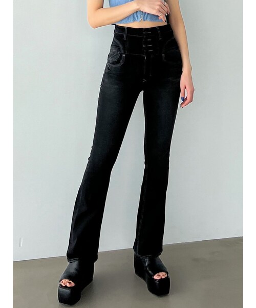 EMODA（エモダ）の「スーパーハイウエストフレアパギンス（デニムパンツ・レディース・ブラック/インディゴ・XS/S/M）」の21枚目の写真