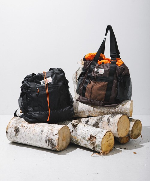 EKAL（エカル）の「『別注』Caribou Mountaineering×EKAL　L.WEIGHT PACKTOTE（トートバッグ・メンズ・BLACK/BROWN・one）」の19枚目の写真