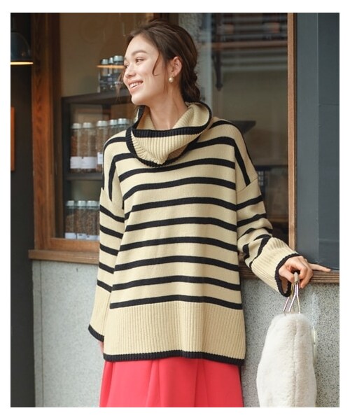 nissen（ニッセン）の「大きいサイズプチスヌード付ゆるシルエットボーダーニットプルオーバー（ニット/セーター・レディース・キナリ×黒/黒×オフホワイト/カーキ×ネイビー/ネイビー×ブルー・L~LL相当/3L~4L相当/5L~6L相当/8L相当/10L相当）」の9枚目の写真