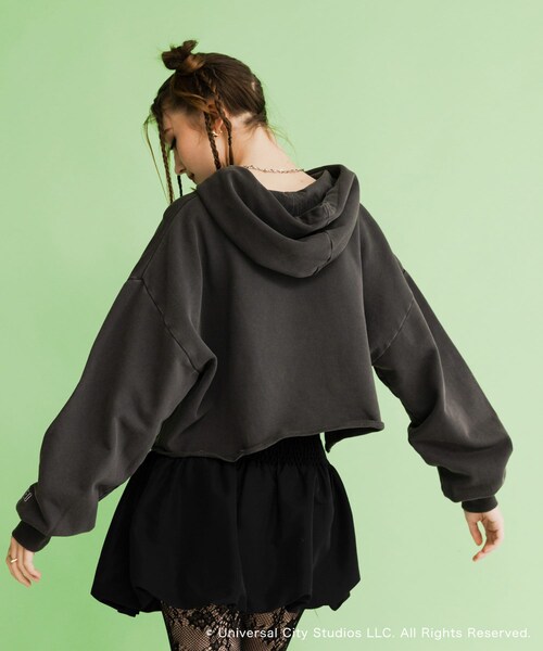 SENSE OF PLACE by URBAN RESEARCH（センスオブプレイスバイアーバンリサーチ）の「『別注』WICKED×SENSE OF PLACE　パーカー（パーカー・レディース・GRAPHIC-B/GRAPHIC-A/GRAPHIC-C・one）」の10枚目の写真